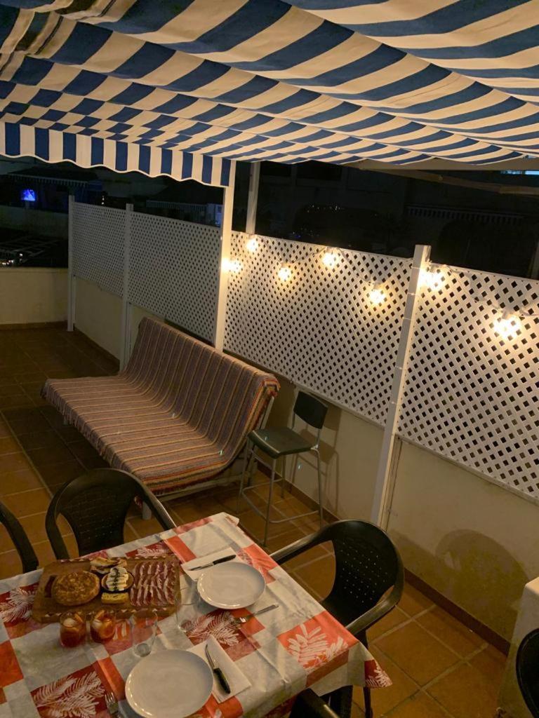 Apartamento Encantador Piso Con Terraza Y Piscina Benalmádena Exterior foto